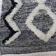 Modern Berber wool rug – Handmade Moroccan rug in grey and ecru.