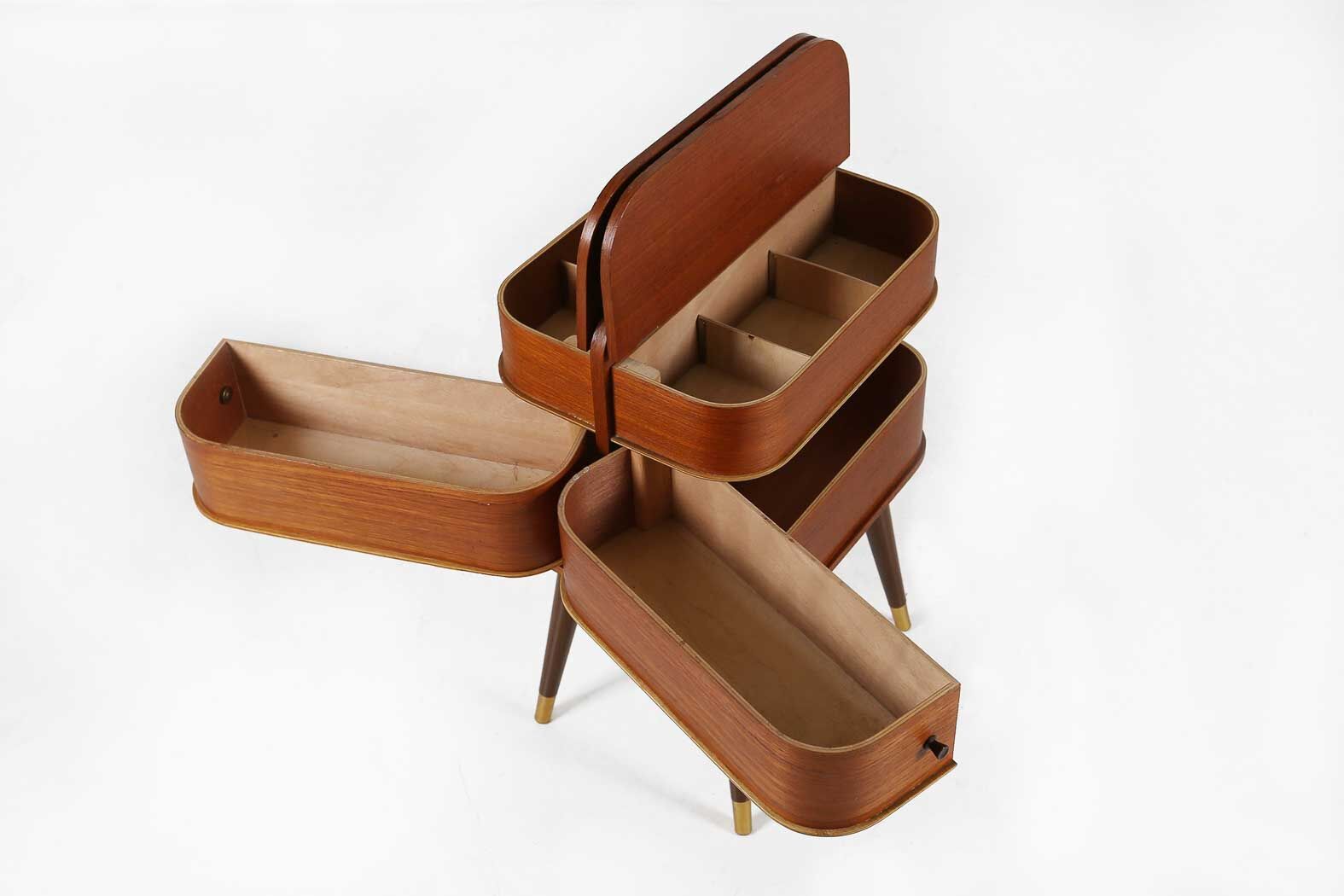 Sewing box by Juhl Wegner