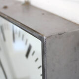 Clock Pragotron circa 1960