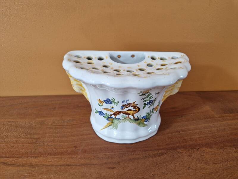 Bouquet holder or flower spike in Moustiers earthenware