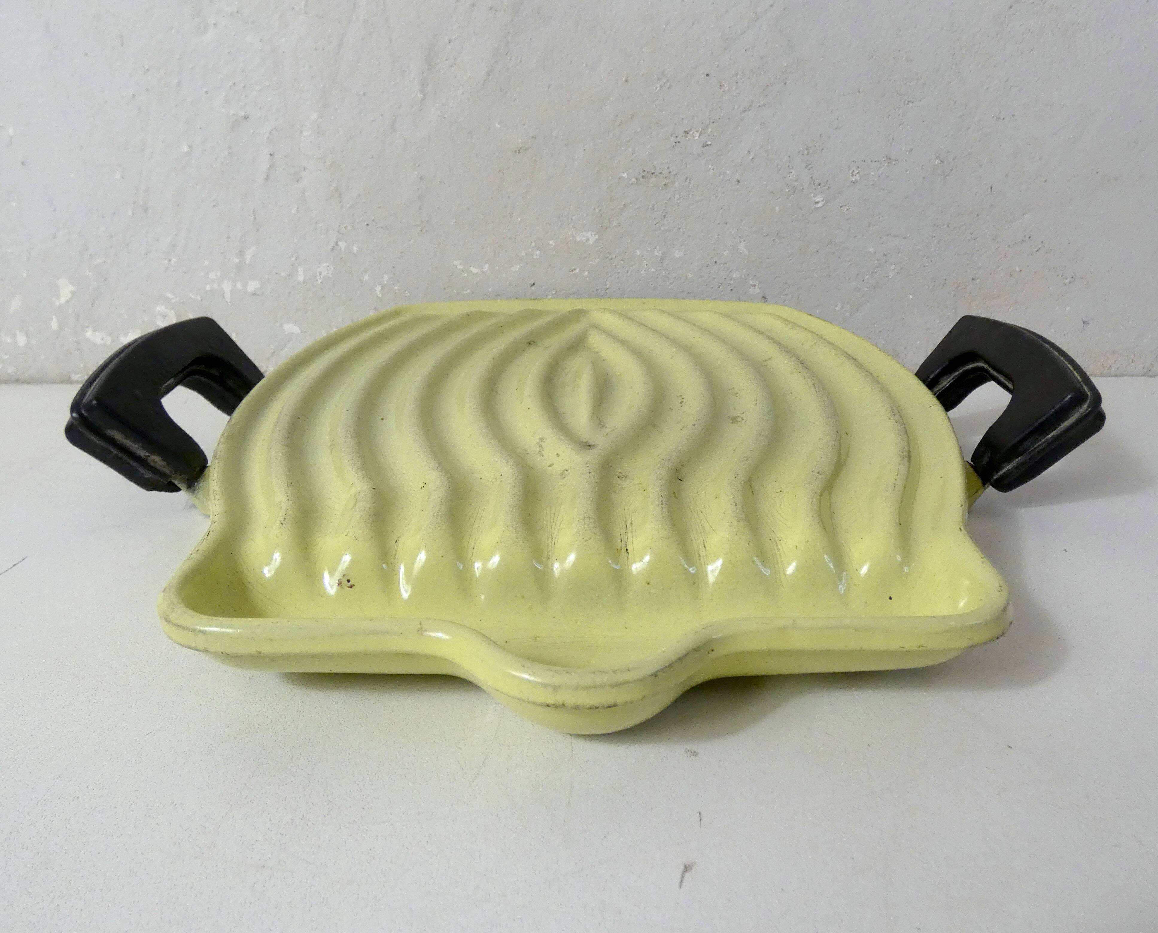 Tostador Le Creuset design Raymond Loewy