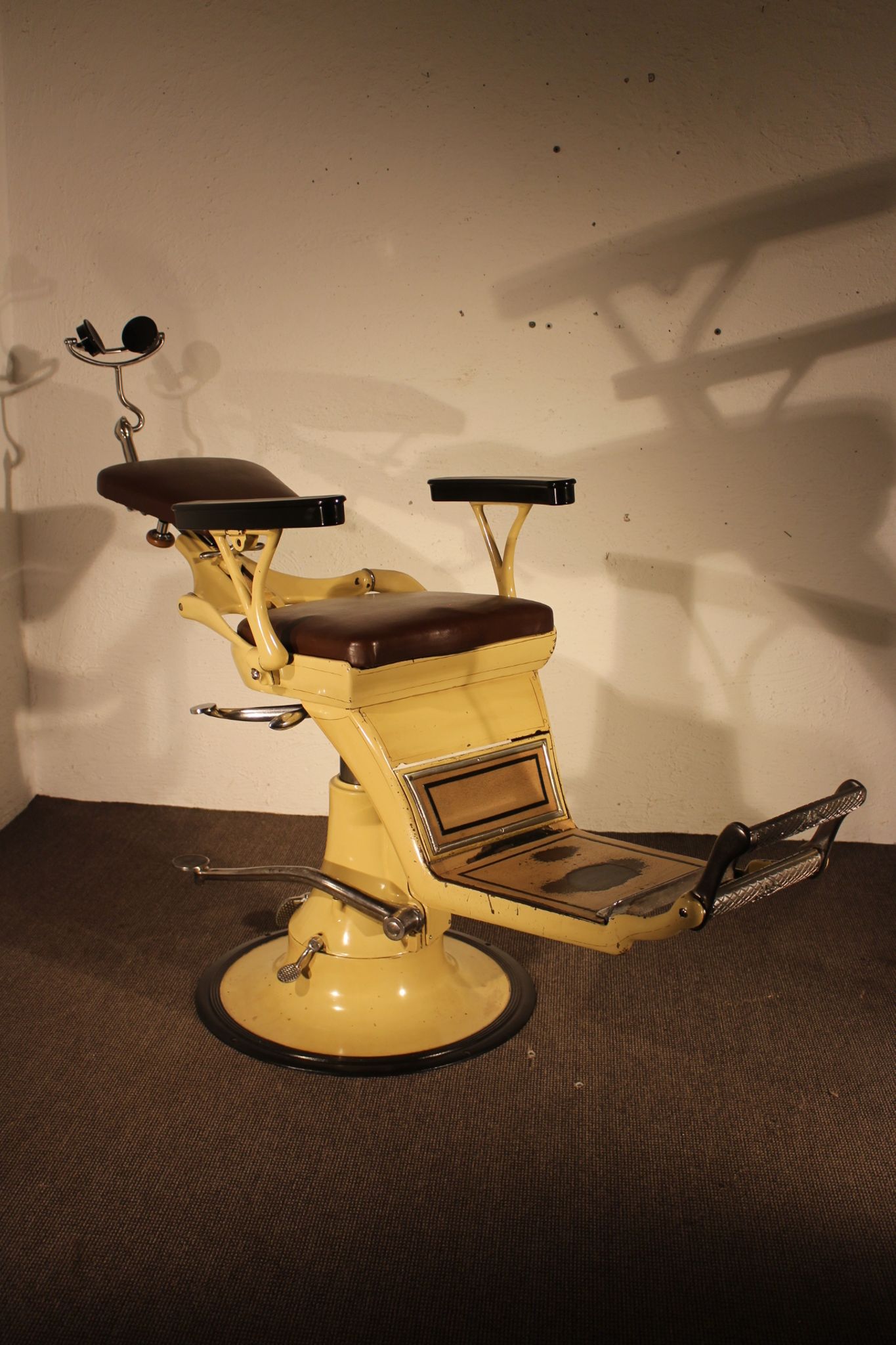 Dentist's chair