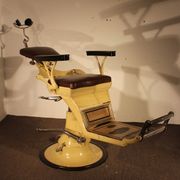 Dentist's chair