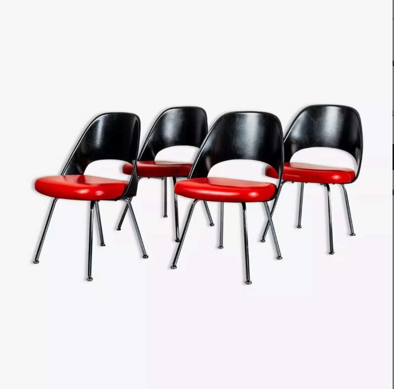 Set of 4 Conference chairs by Eero Saarinen for Knoll