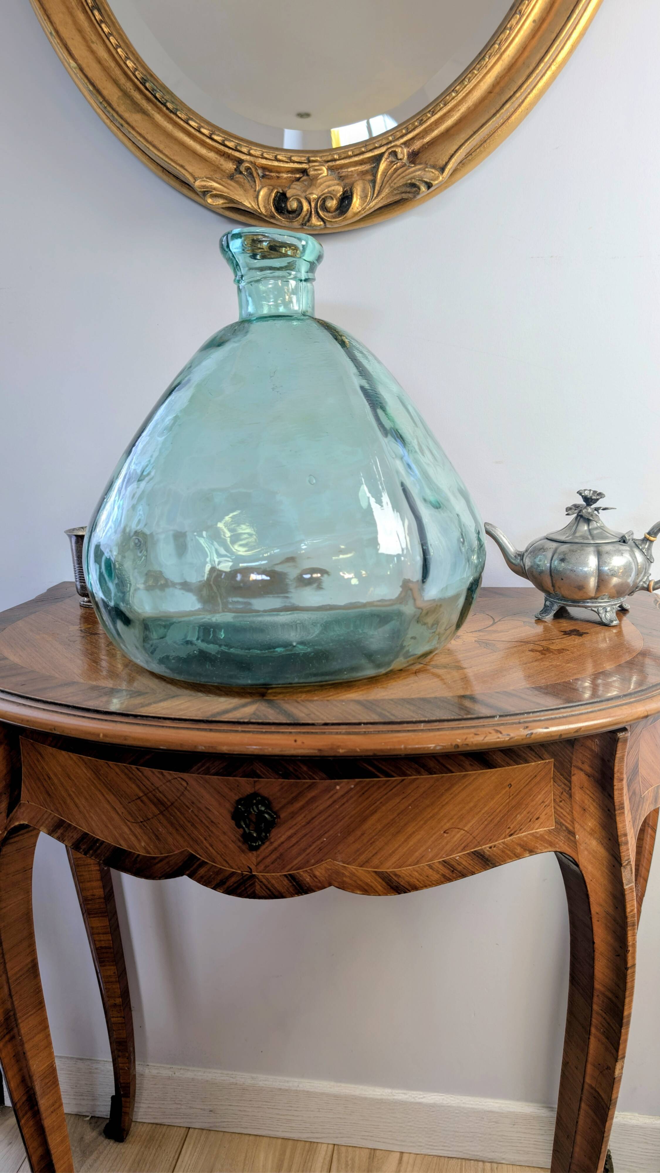 Light green blown glass demijohn – 32 cm