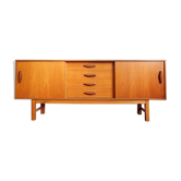 Vintage Scandinavian line in 60s teak