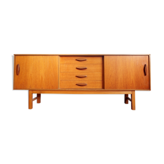 Vintage Scandinavian line in 60s teak