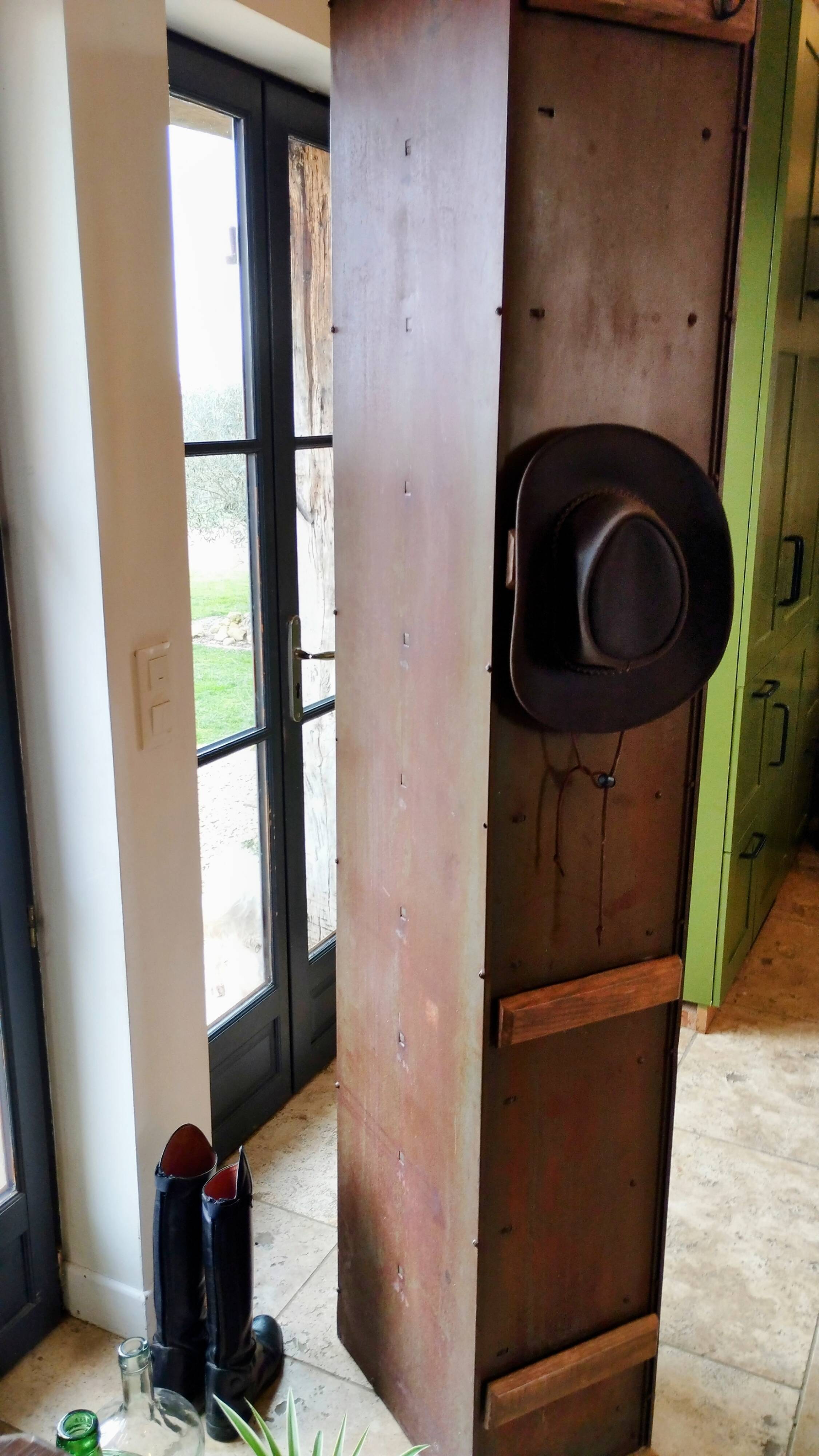 A vintage Roneo industrial flapper from the 1950s with a rusty patina