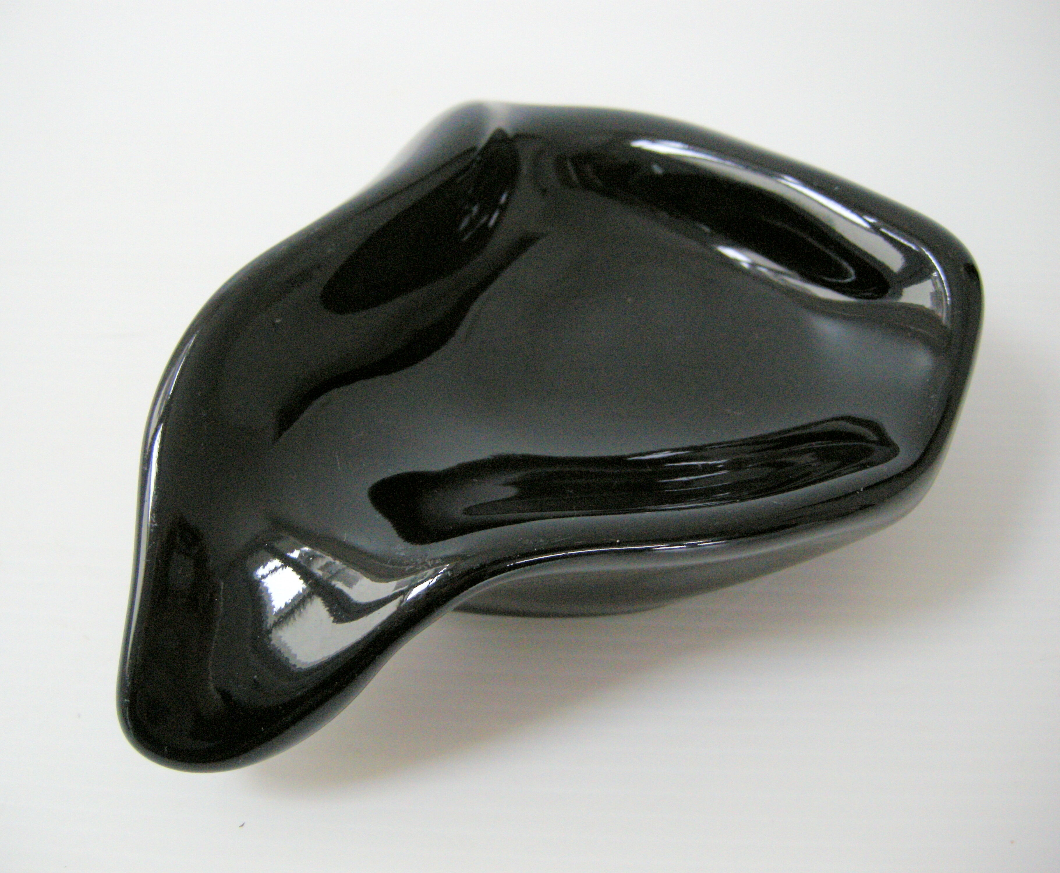 Vintage ashtray 1950 free-form ceramic