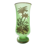 Opaline vase with palm tree decoration in gold (ouraline)