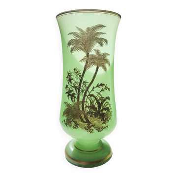Opaline vase with palm tree decoration in gold (ouraline)