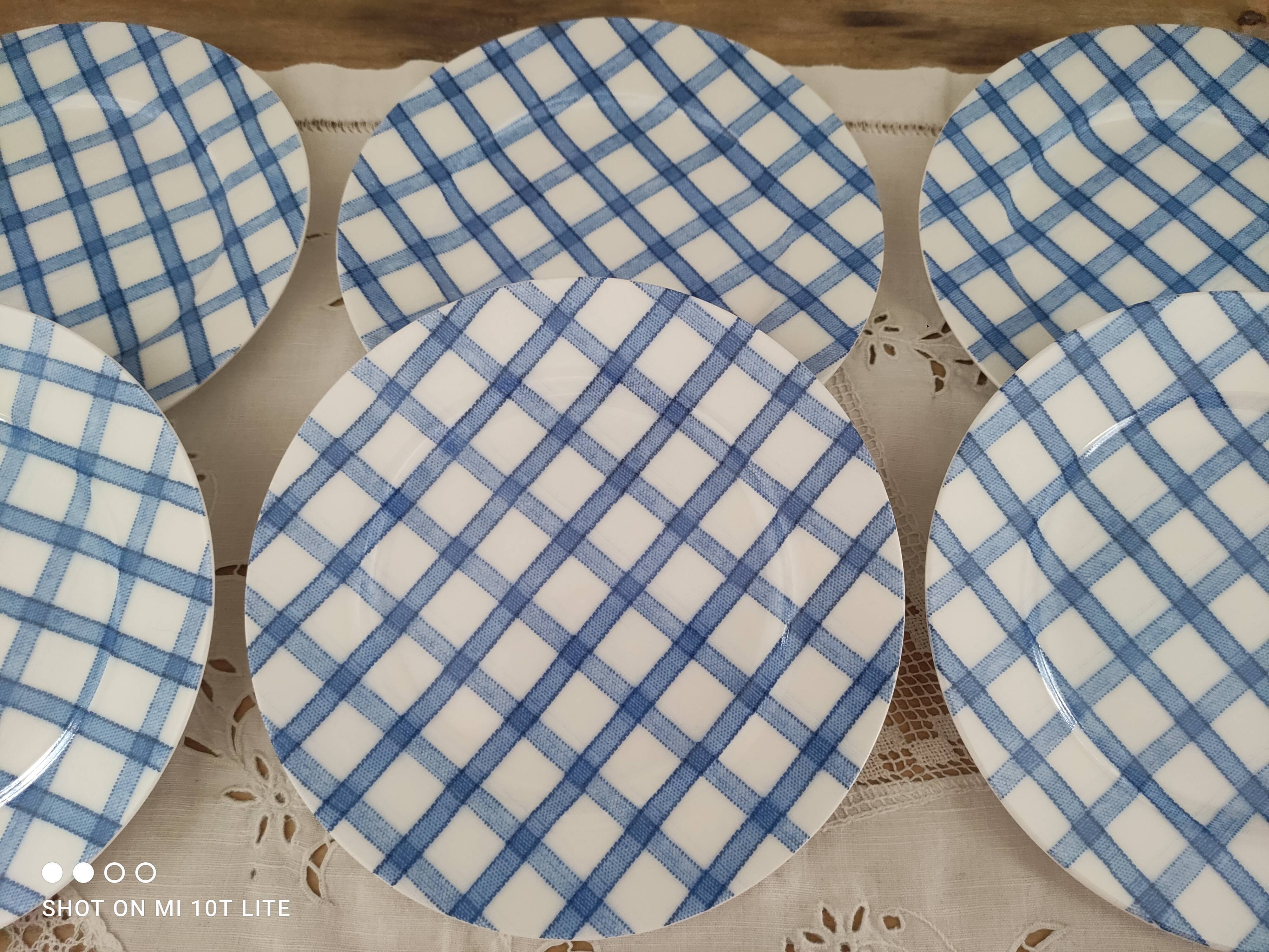 Lot de 6 assiettes à dessert en porcelaine Leoni by Sia Home Fashion décor torchon à carreaux bleus