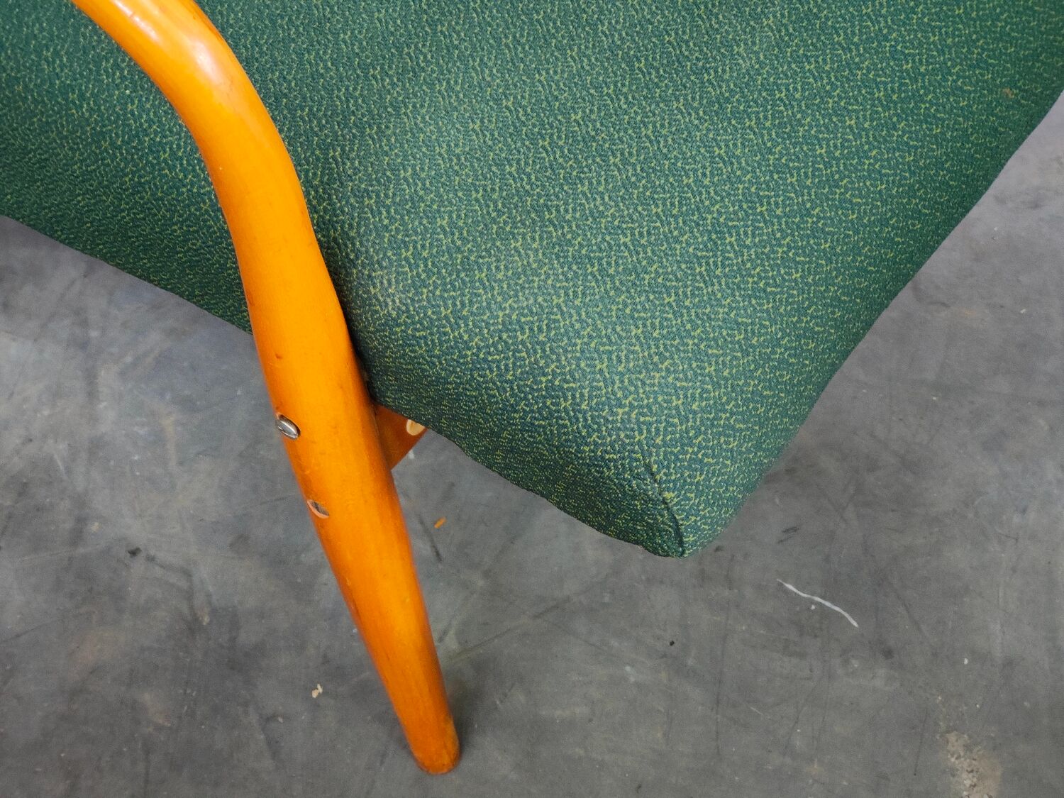 Pair of green armchairs by Antonin Suman for Ton Bystrice (Thonet) year 1960