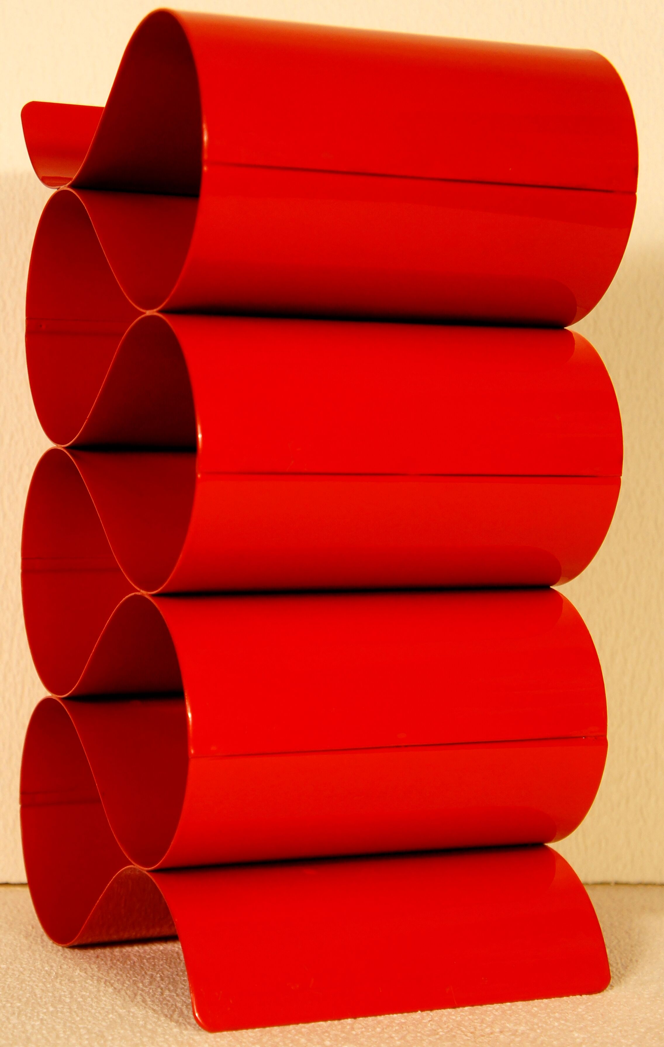 Red lacquered metal bottle holders