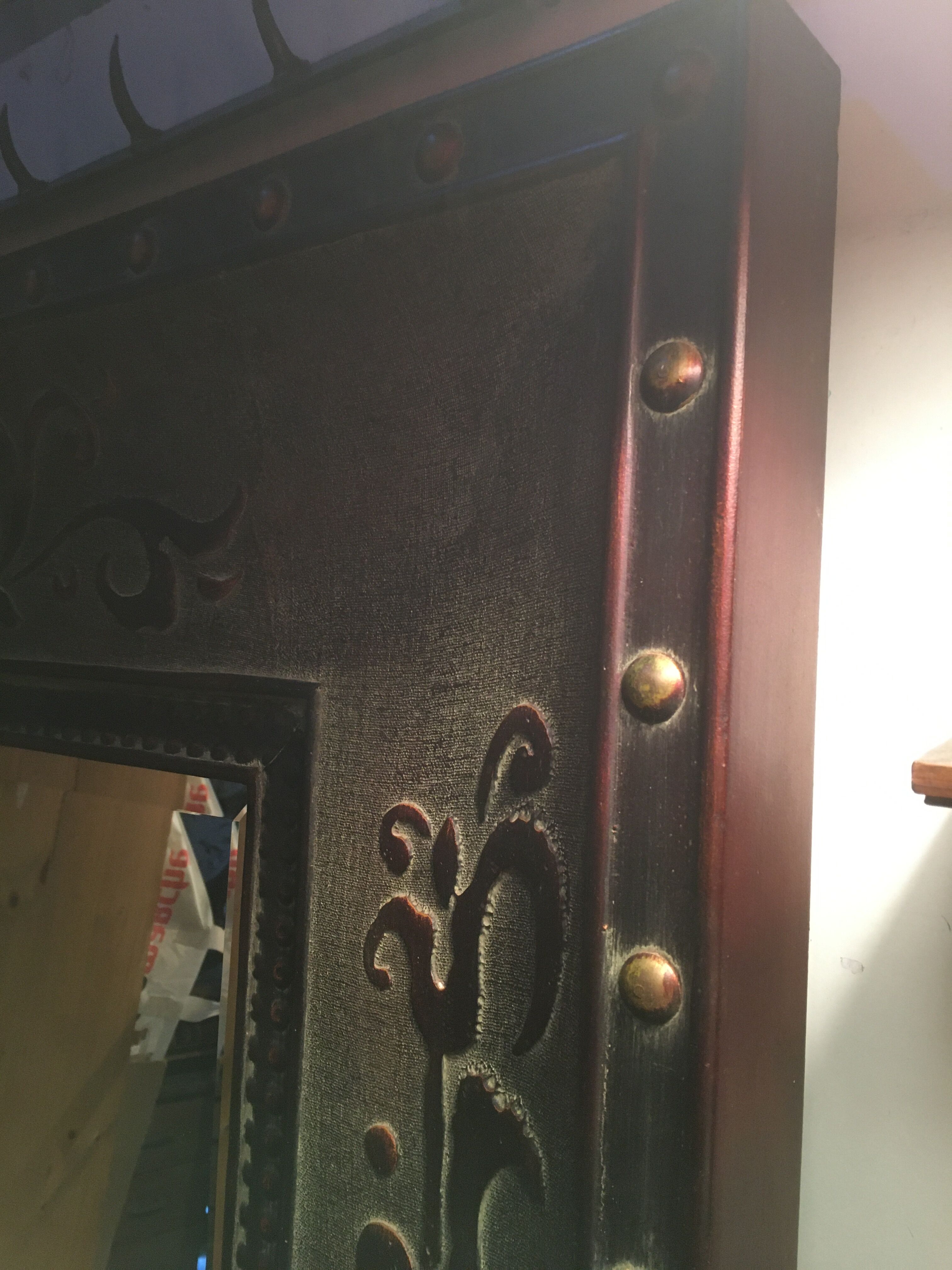 Beveled mirror in wood and resin, imitation wood/metal