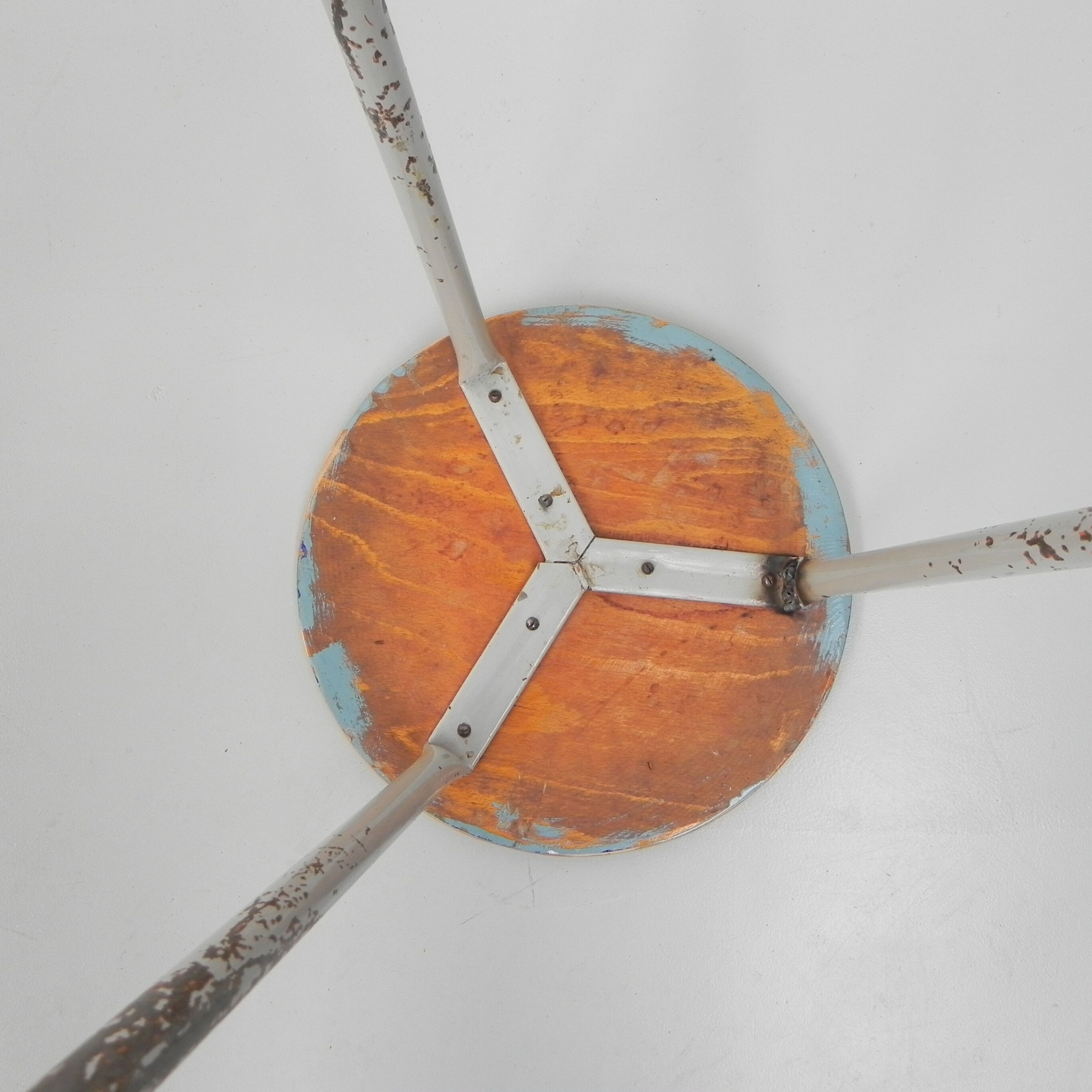 Industrial stool Ahrend de Cirkel