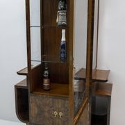 Art Dèco Italian Walnut Vitrines or Bar Display Cabinet, 1925