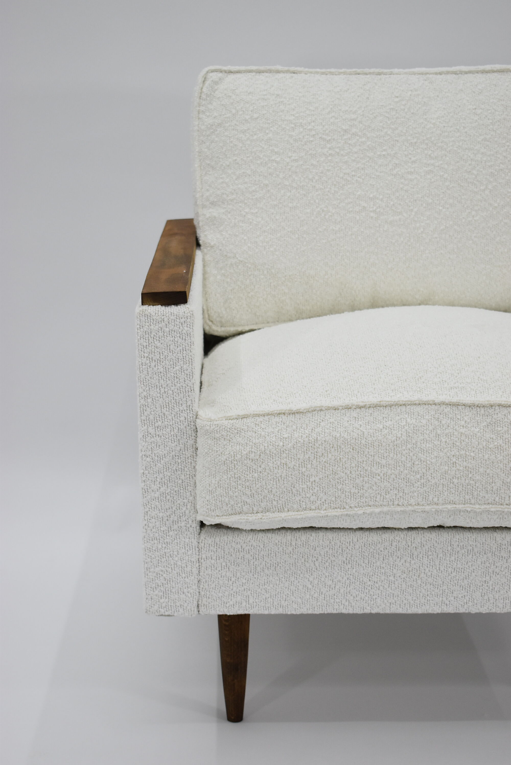 Fauteuil cube original des années 70, entièrement restauré, bouclé blanc