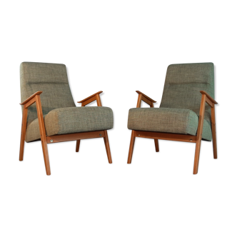 Pair of beech and green fabric armchairs by Interier Praha vintage Czech 1960s