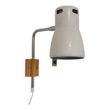 Hans-Agne Jakosson wall lamp for AB Markaryd, 1970