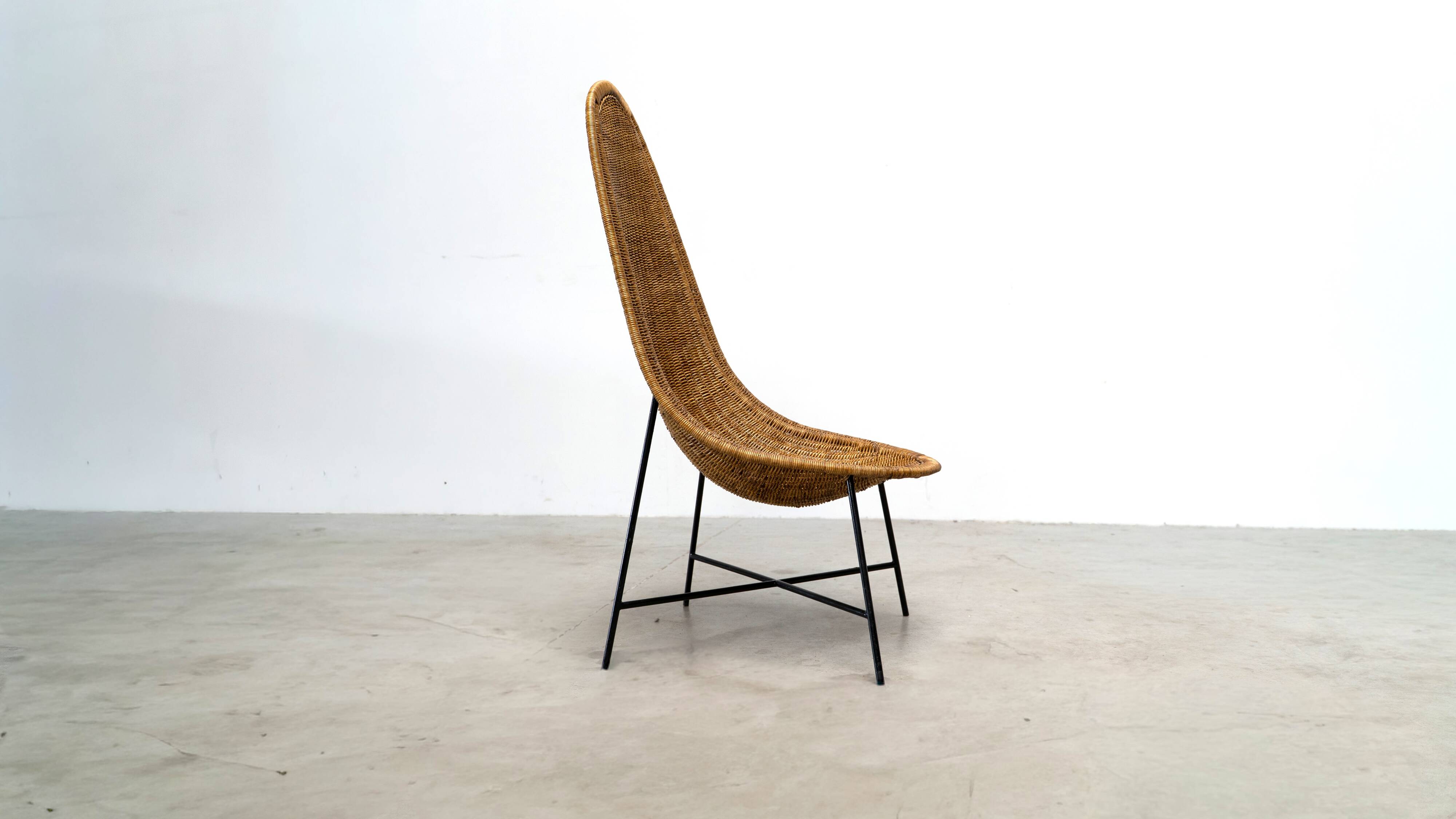 Chaise longue en rotin sculptural italienne