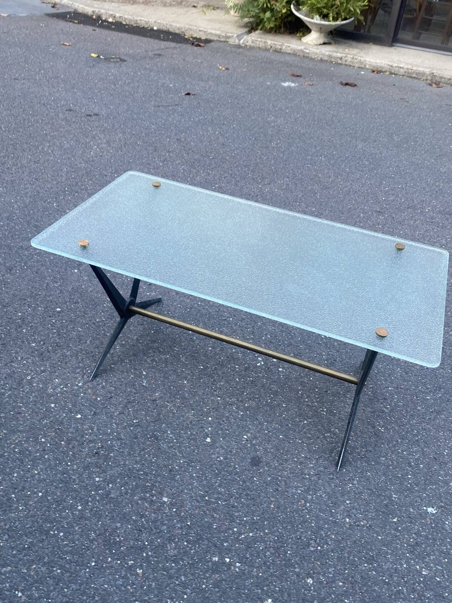 Table bas en verre 