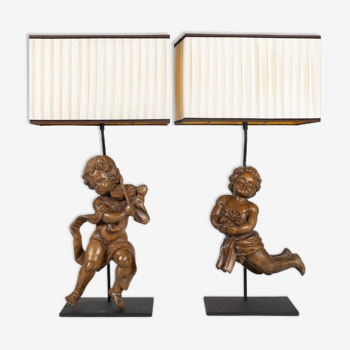Paire de lampes en bois sculpté du XVIIIème