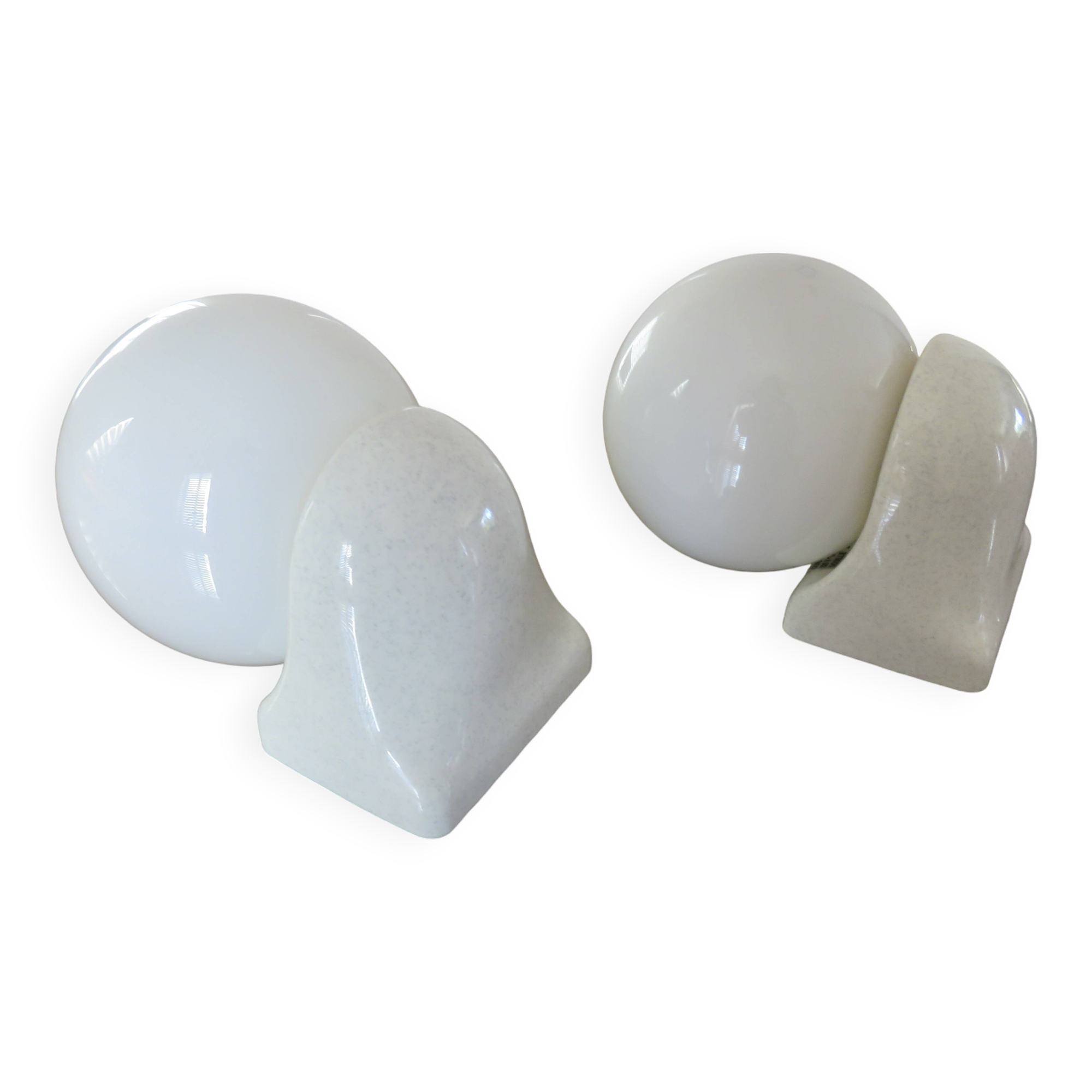 Pair of streamline opaline wall lights from the 80s