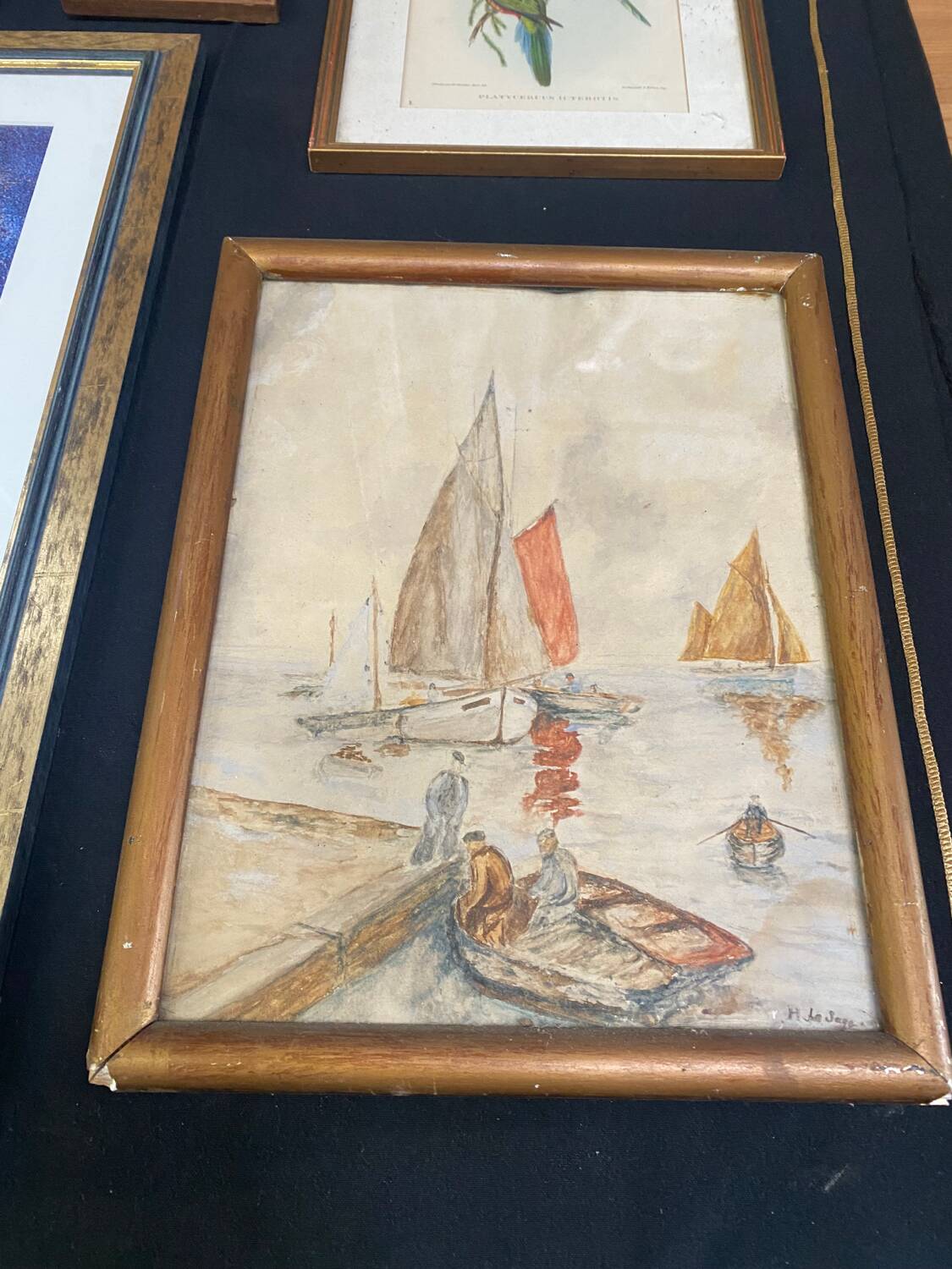 Set of 10 gilded wood or vintage resin frames