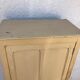 Armoire parisienne jaune