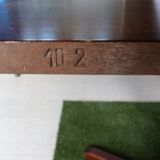 Extendable oval table