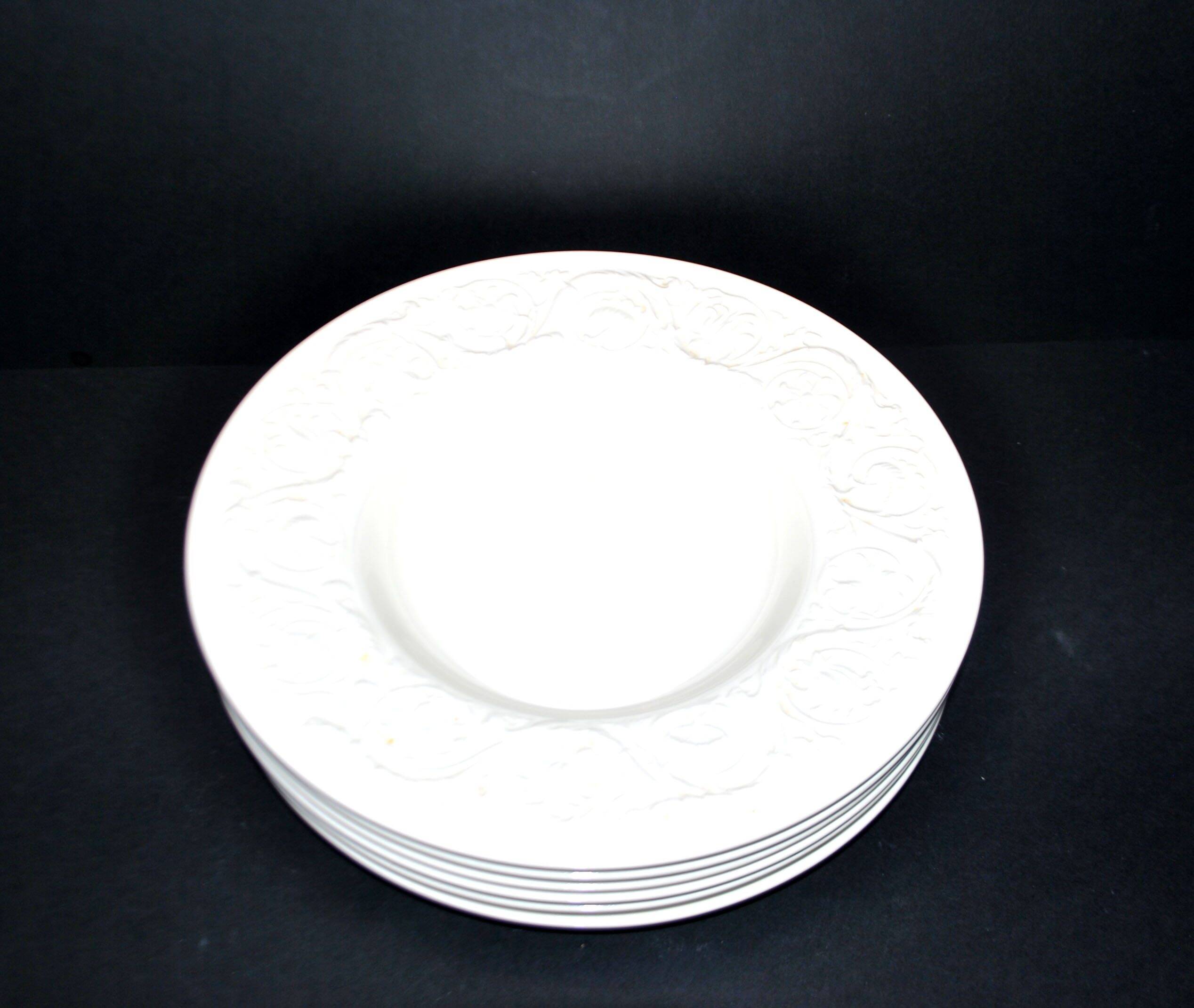 Wedgwood set of 6 pasta plates, Patrician garland, England