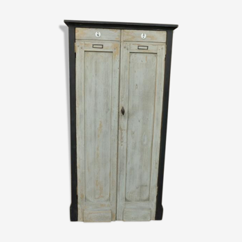 1920 cabinet in original patina fir