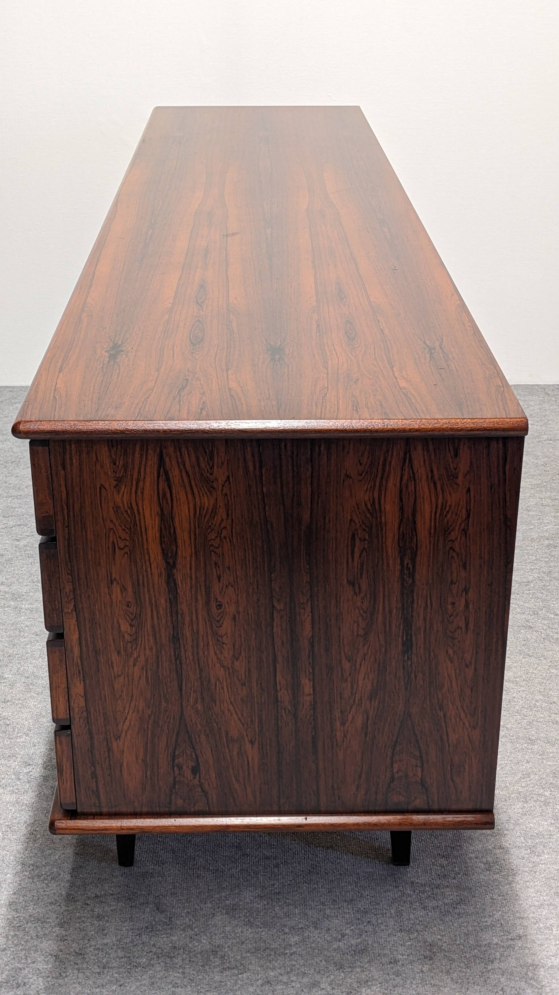 Scandinavian sideboard in Rio rosewood, 1950s-1960s