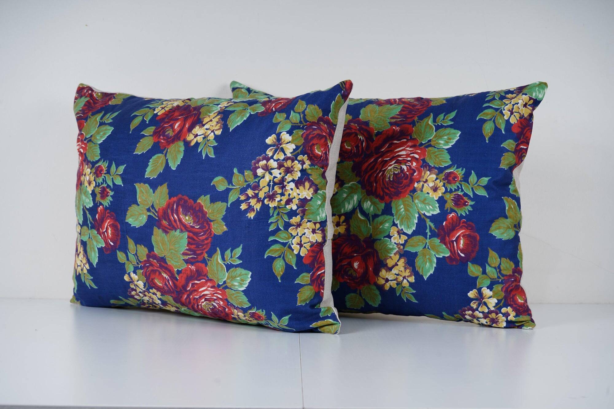 Set of 2 vintage Turkish cushion covers 41x56 cm