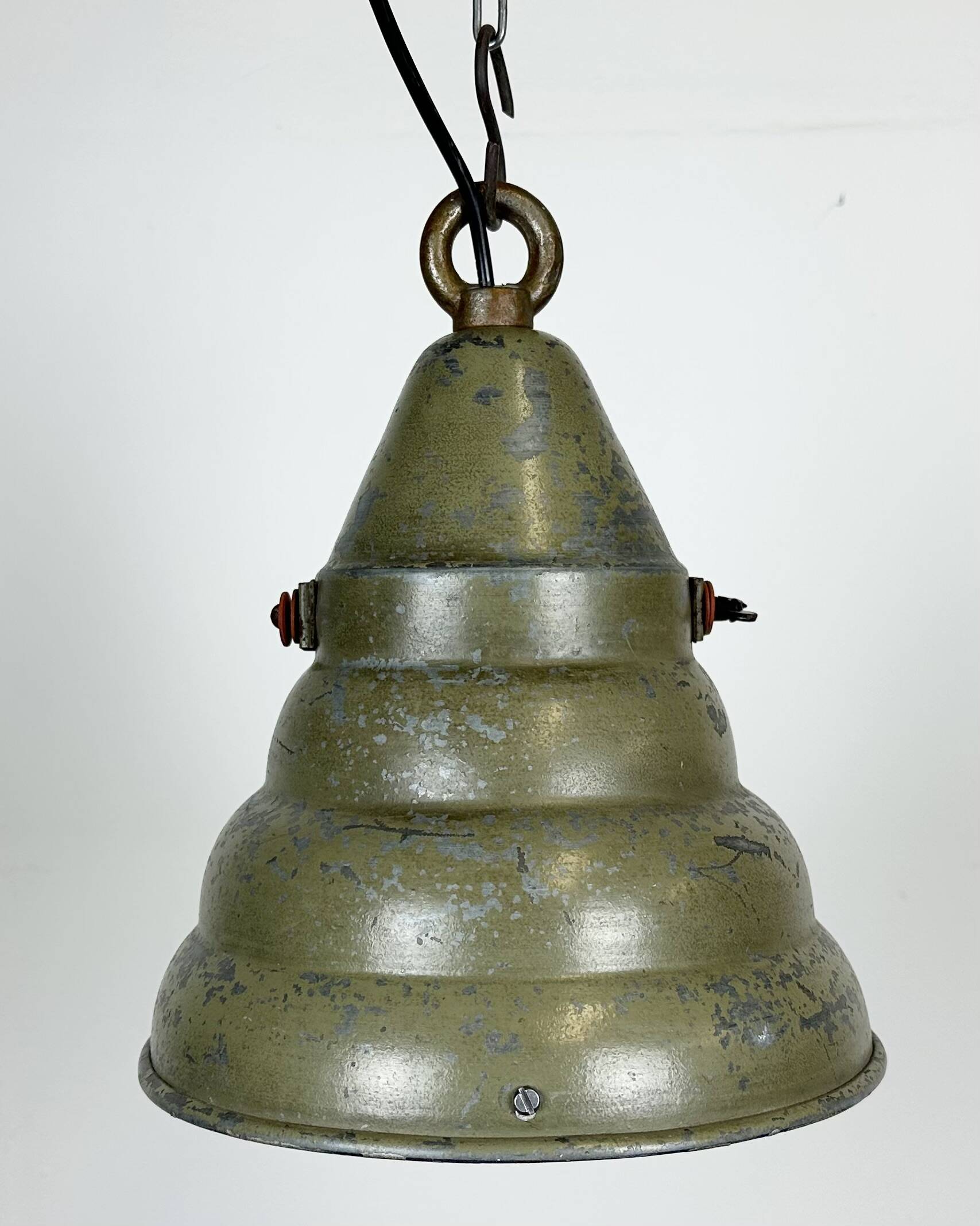 Green Industrial Aluminium Hanging Lamp, 1970s