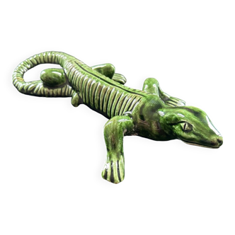 Green ceramic lizard