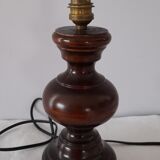 Pied de lampe en bois tourné