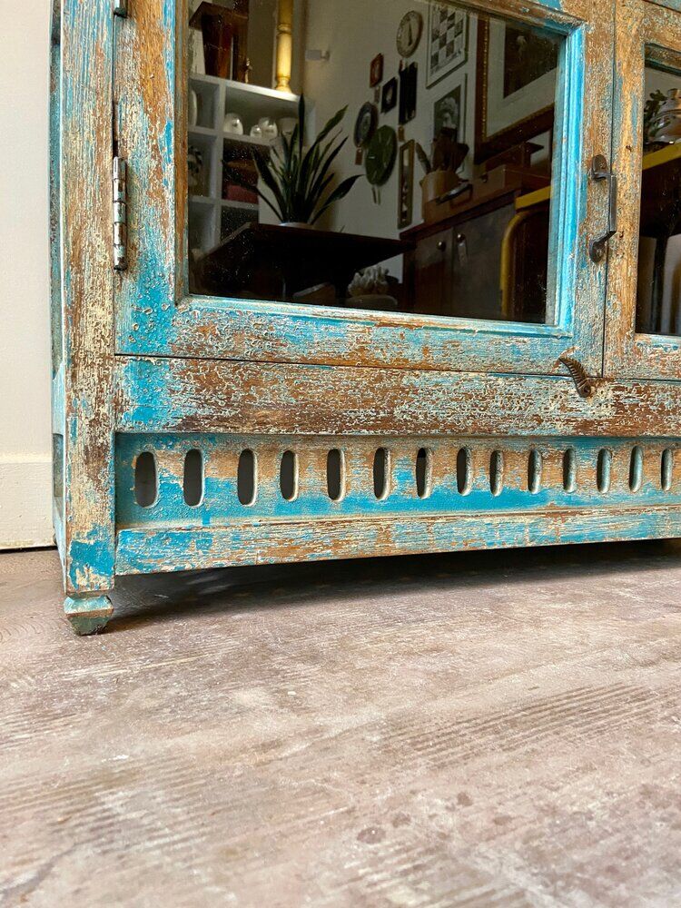 Sideboard 4 shelves and 2 glass doors in blue wood