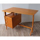 Bureau vintage asymétrique en bois 1960
