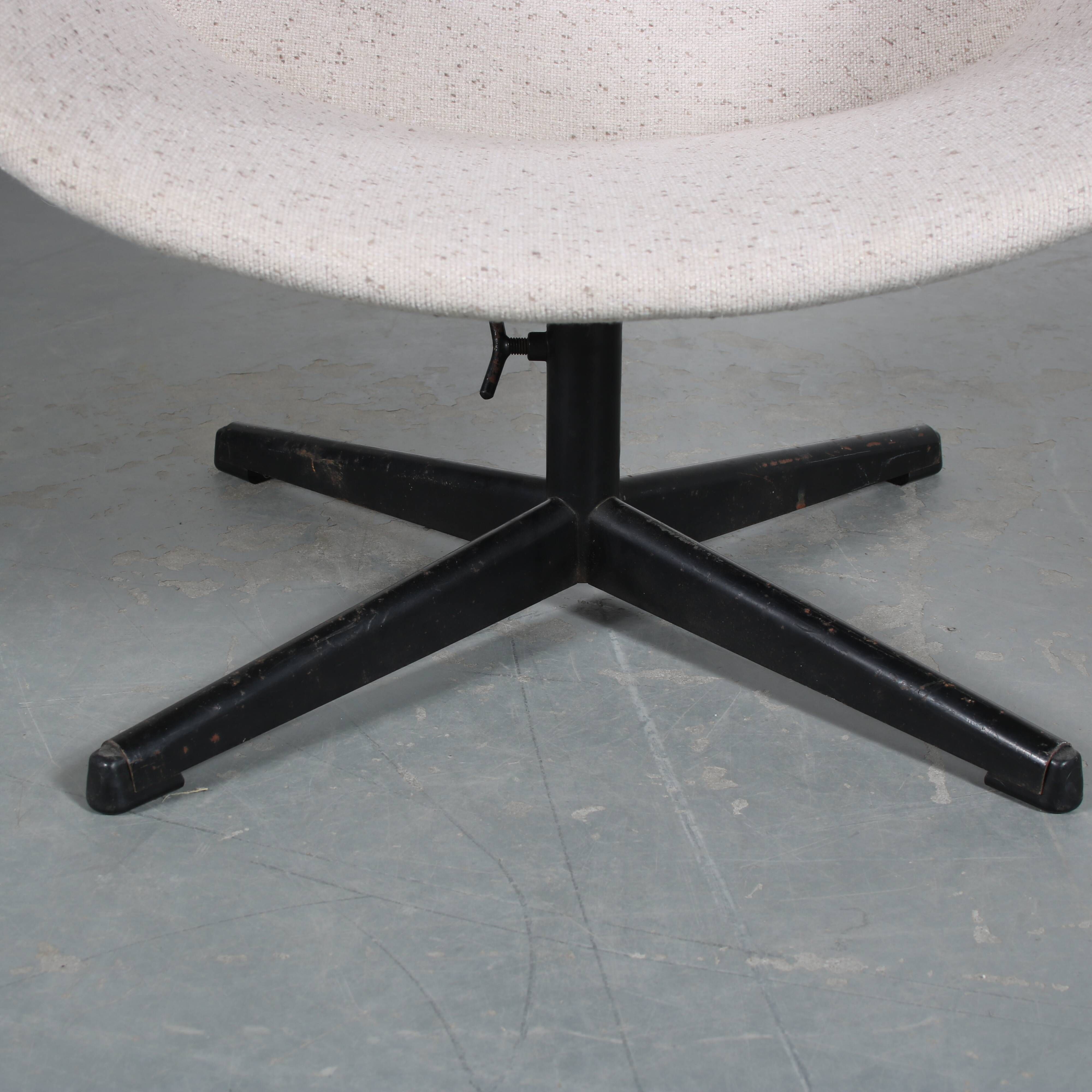 “FM08” Swivel chair by Cees Braakman for Pastoe, Netherlands 1960