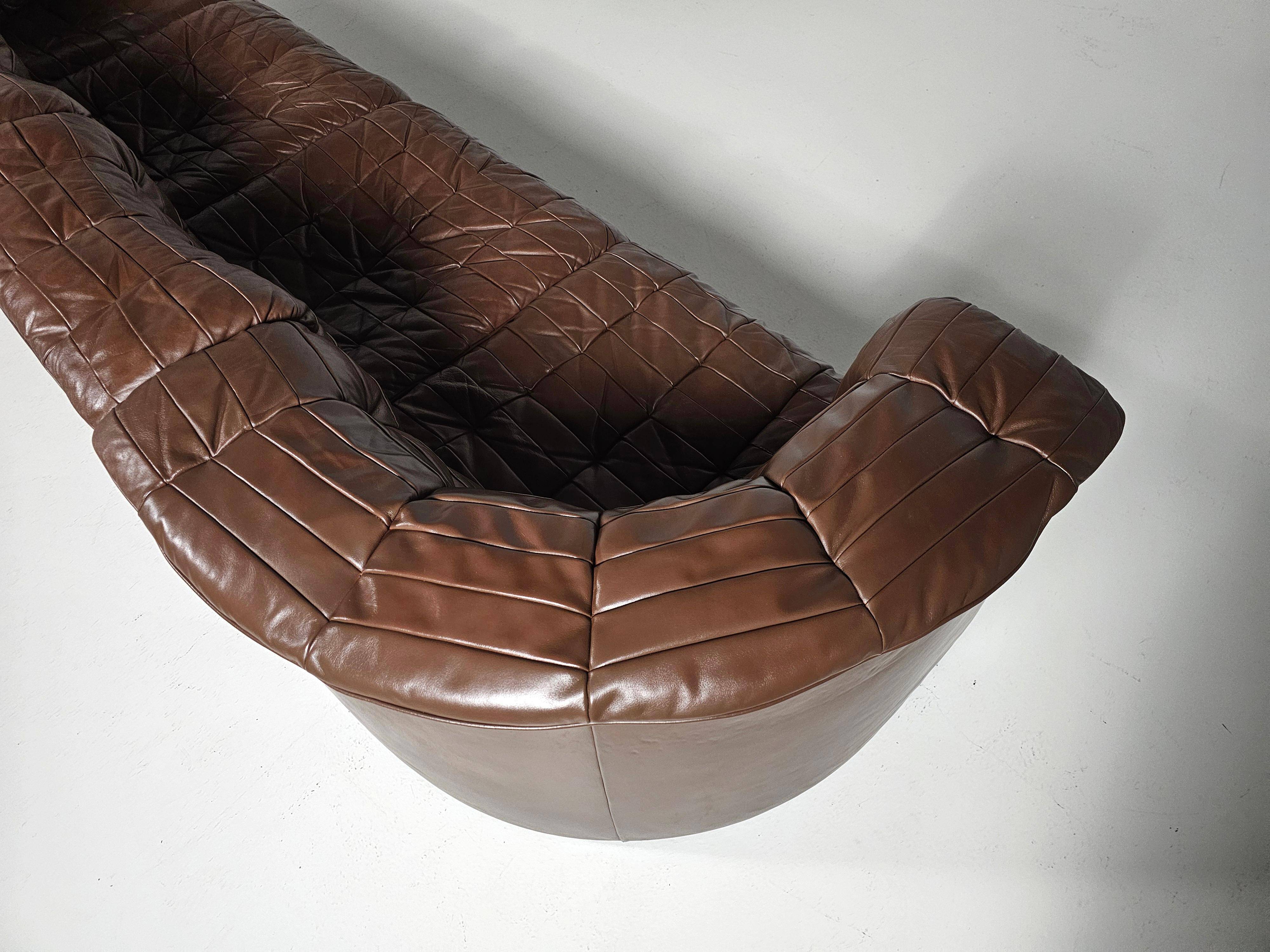 De Sede DS-11 modular sofa in original brown leather, 1970s.