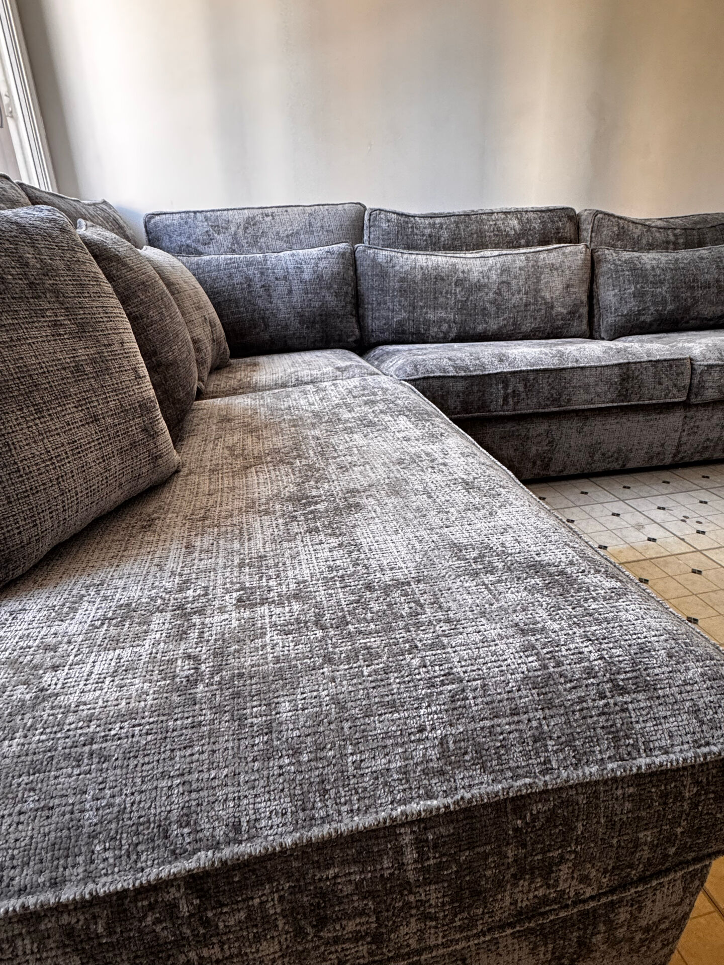 New condition Marbella sofa