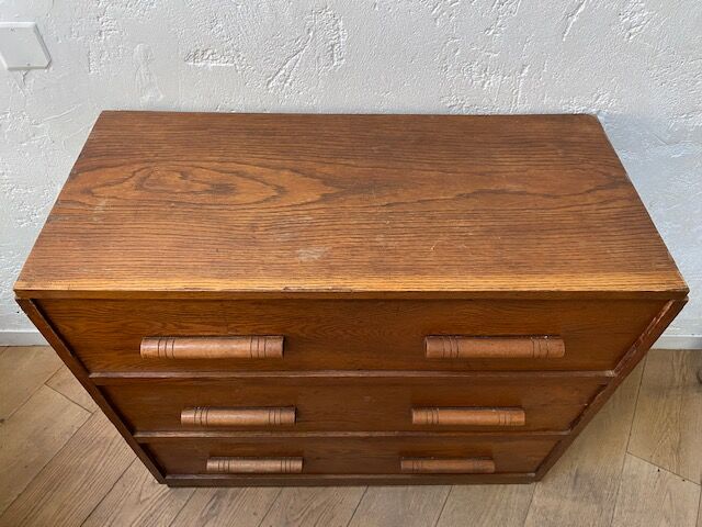 Art Deco chest of drawers