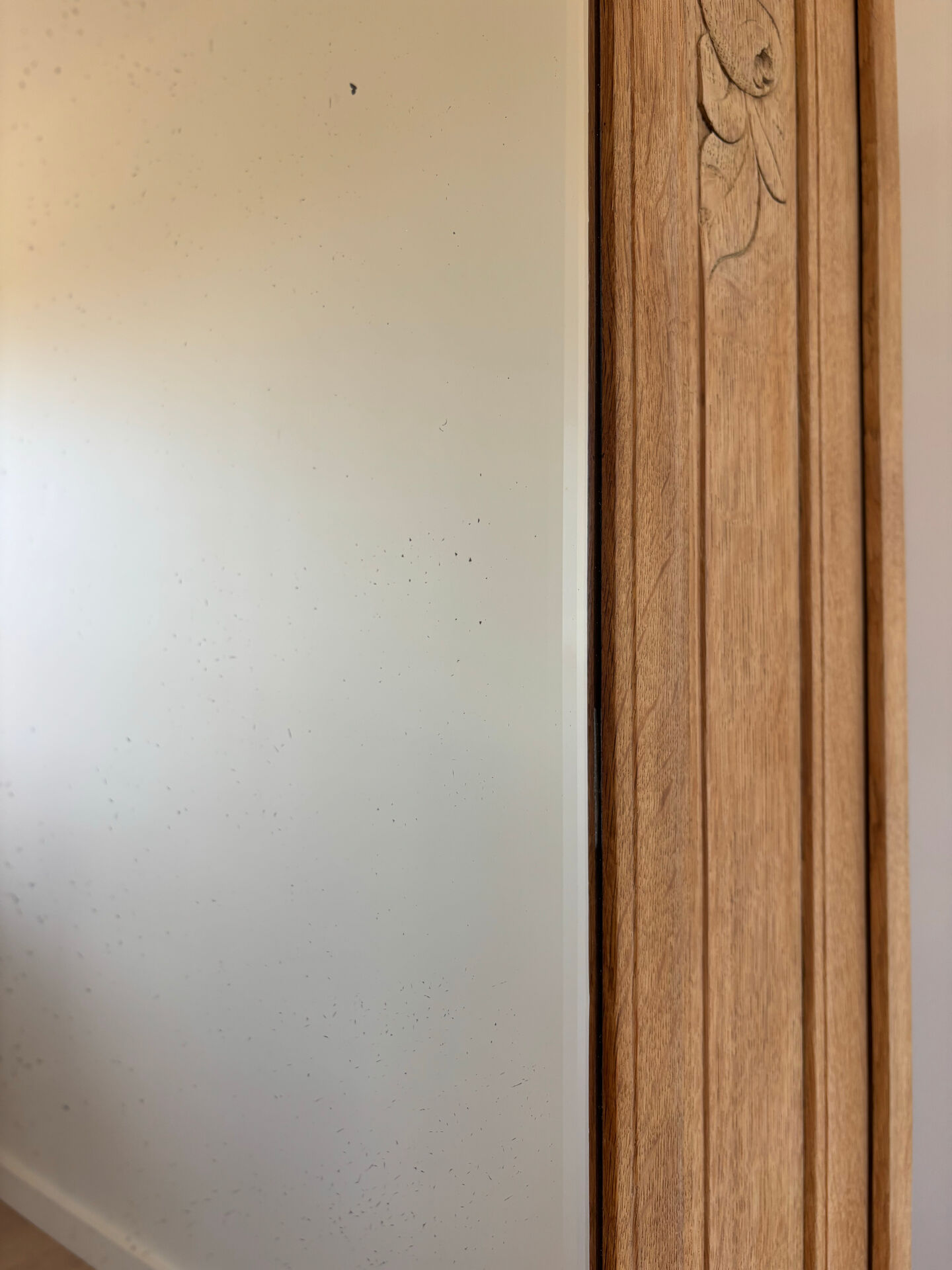 Art Deco oak wood bonnetière wardrobe, renovated.