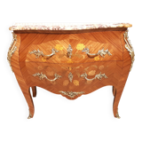 commode galbée style Louis XV ,bois de rose ,restaurée