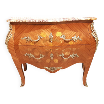 commode galbée style Louis XV ,bois de rose ,restaurée