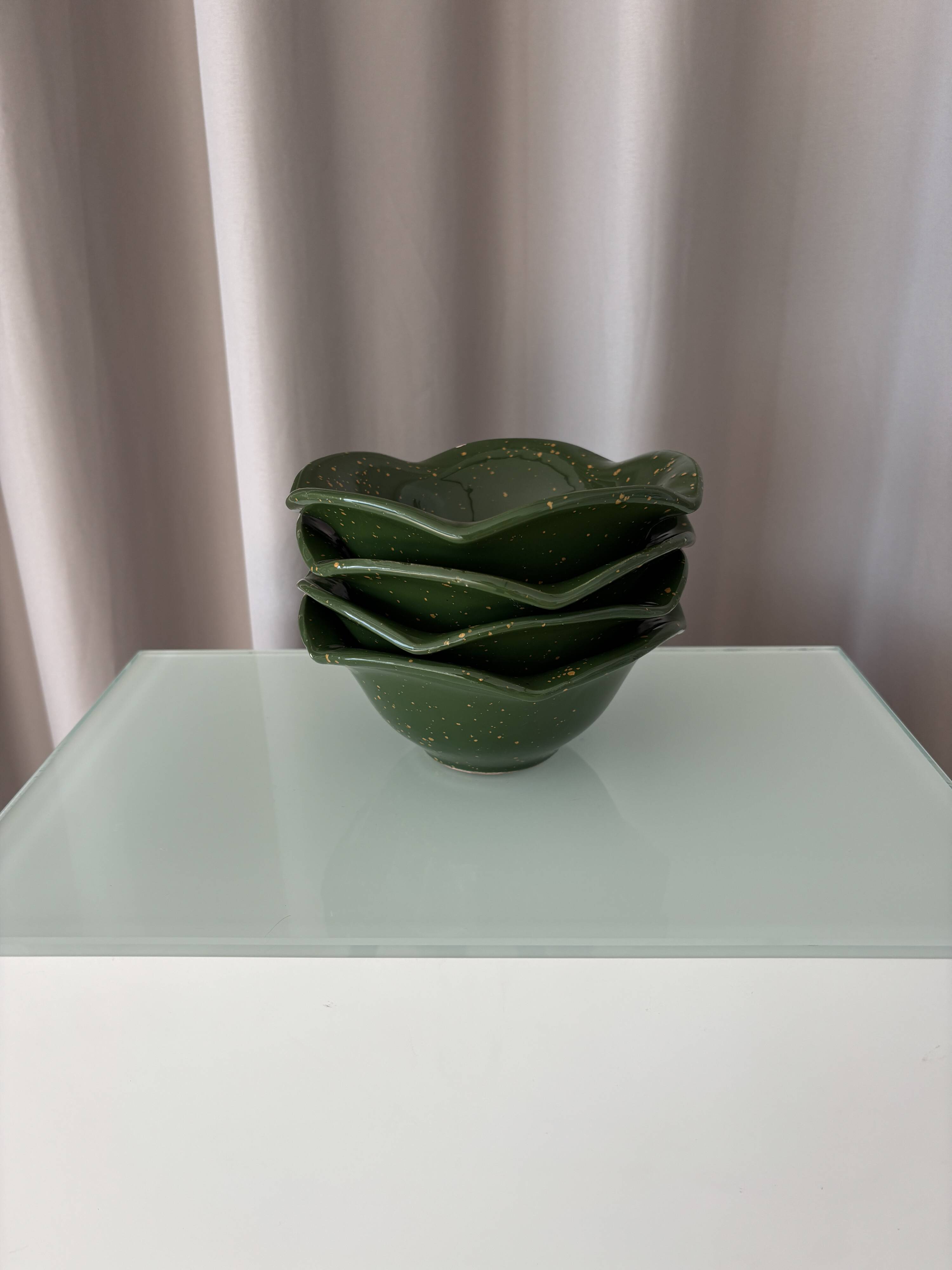 Ensemble de 4 bols en céramique vintage | Vert véritable avec glaçure jaune