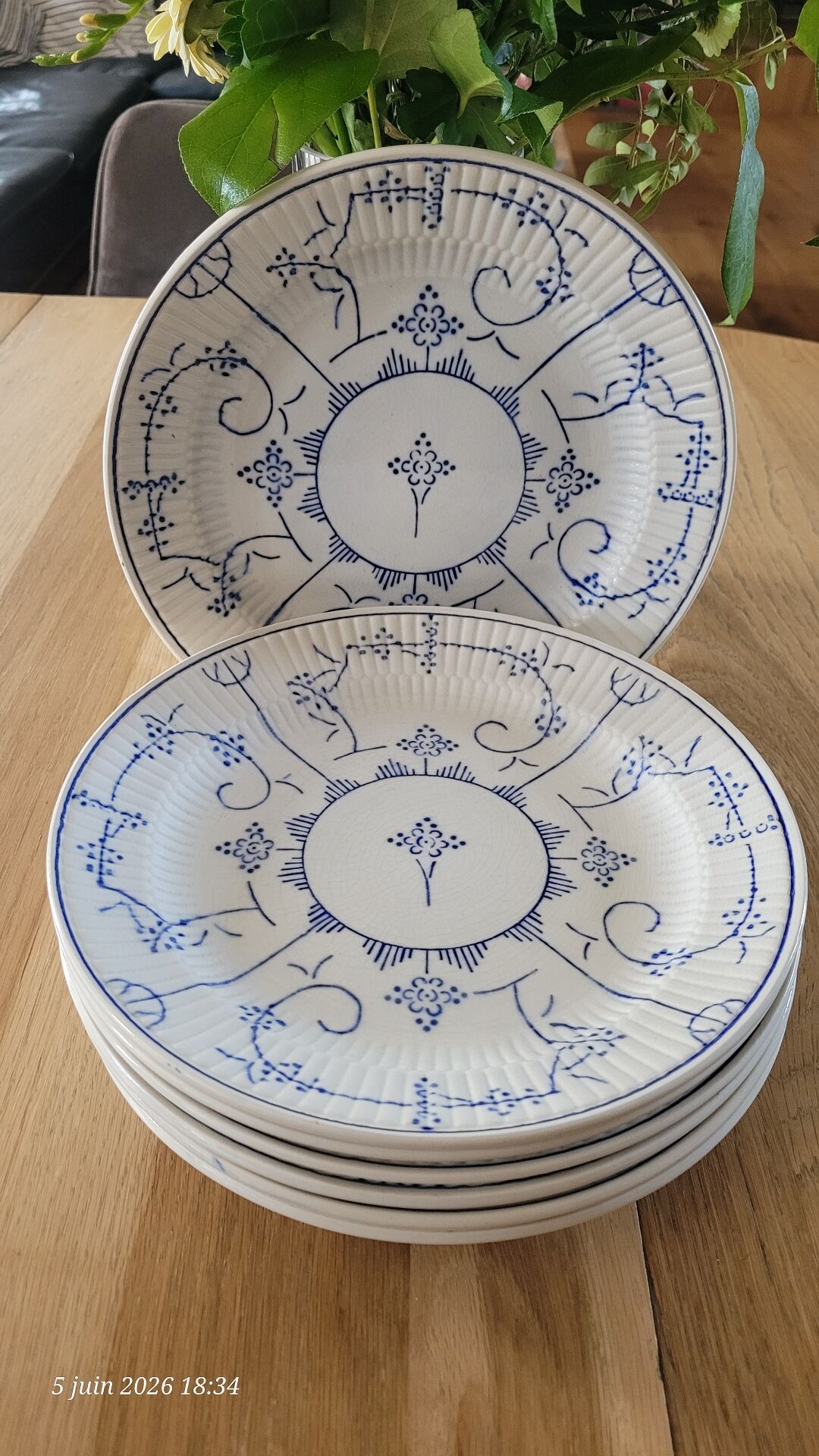 8 flat plates model Copenhagen Boch Frères La Louvière