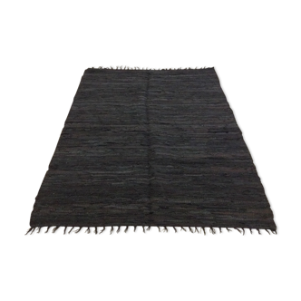 Tapis indien en cuir  122x184cm
